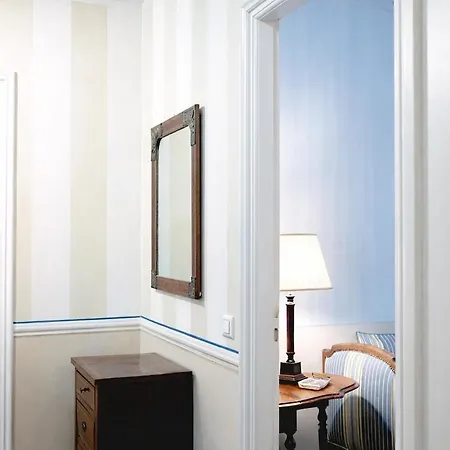 Premium In Place Des Lices Appartement